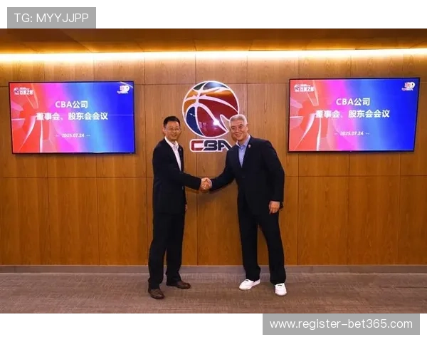 欧冠对决,哈格里夫斯,深度剖析,新葡京,新葡京app,新葡京娱乐,新普京赌场